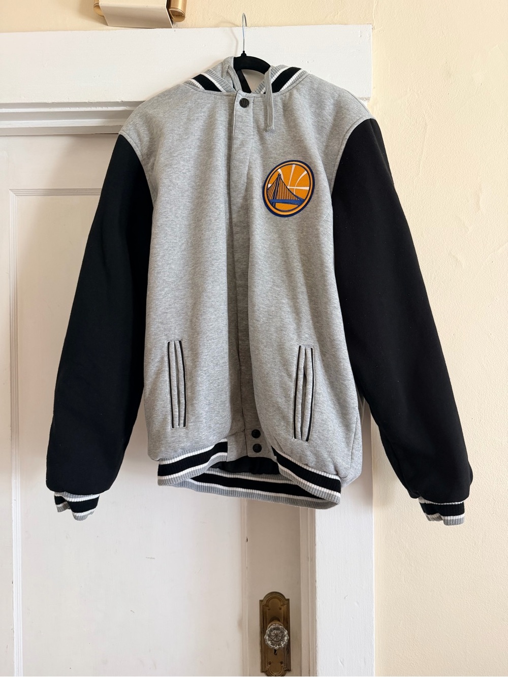 Golden State Warriors JH Design Hooded Varsity Jacket Men’s XL NBA Gray Black